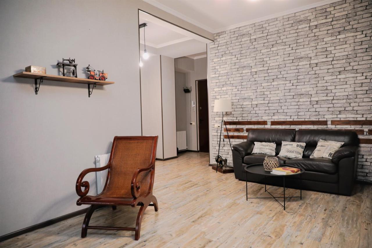 Avlabari Apartment - New One Tbilisi Ngoại thất bức ảnh